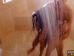 Esposa Coge Dos Veces With Bill Bailey, Ava Addams, Keiran Lee - Brazzers