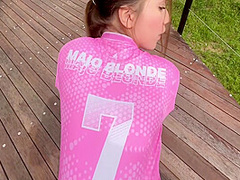 Majo Blonde In Antes De Irme A Entrenar Le Saco Leche A Mi Mejor Amigo 10 Min