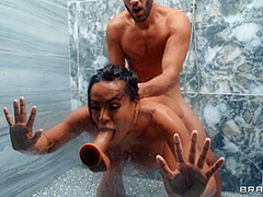 Shower Squirt With Damon Dice, Luna Star - Brazzers