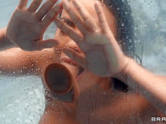 Shower Squirt With Damon Dice, Luna Star - Brazzers