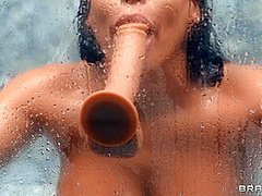 Shower Squirt With Damon Dice, Luna Star - Brazzers