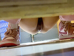 Asian and Japanese casting: Young ladies in explicit sex scenes