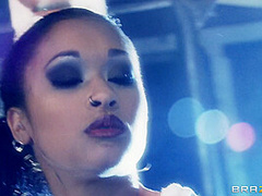 Diamond Repair With Voodoo, Skin Diamond - Brazzers