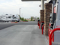 Step Family Summer Vacation: Part 1 With Cherie Deville, Damon Dice, Quinton James - Brazzers