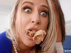 Threesome With Tiny Squirting Stepmom With Kyle Mason, Quinn Waters, Nicole Sage - Brazzers