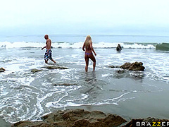 She's So Soft And Warm In My Arms With Johnny Sins, Jessica Moore - Brazzers