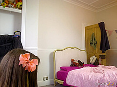 The Scoundrel Ruins A Sleepover With Jordi El Nino Polla, Stella Cox - Brazzers