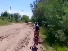 Trailer.ciclistas Tienen Sexo Cerca De Autopista Libre.cicloturismo Rural Y Sexo 8 Min