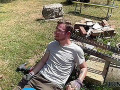 HUNT4K. Hunter seduced a handywoman, her BF caught them and saw Hunter’s cumshot inside her pussy