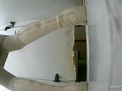 chinese girls go to toilet.545