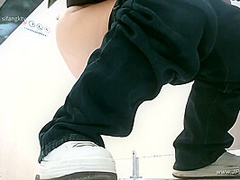 chinese girls go to toilet.547