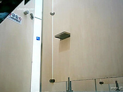 chinese girls go to toilet.547