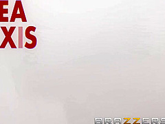 Jack Of Oil Trades With Alex D, Lea Lexis - Brazzers