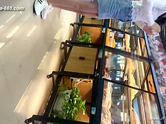 peeping chinese amateur upskirt.233