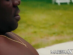Mariska Gets Stuffed By Black Prick Outside With Joss Lescaf