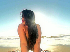 Leanne Crow - Yellow Glow 1