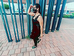 Sexo Por Dinero. Le Doy Dinero A Para Que Me Chupe Mi Polla