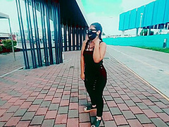 Sexo Por Dinero. Le Doy Dinero A Para Que Me Chupe Mi Polla