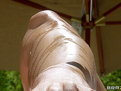 Splish Splash... I Want Cock In My Vag! With Johnny Sins, Vanilla Deville - Brazzers