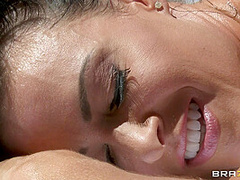 Splish Splash... I Want Cock In My Vag! With Johnny Sins, Vanilla Deville - Brazzers