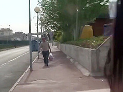Sharon Lee - Chinese Amateur Girl Makes A Public Blowjob