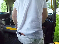 Jordan Jagger - Shows A Cab Driver Her Blowjob Skills In The Backseat