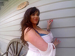 Rachel Aldana - Lounge Gopro 1