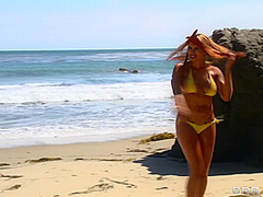 Fun, Sun, And Juicy Buns With Anita Toro, Keiran Lee - Brazzers