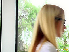 Her First Big Sale With Toni Ribas, Sarah Vandella, Keiran Lee - Brazzers