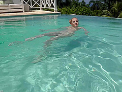 You Can Di Pend On Her - InTheCrack