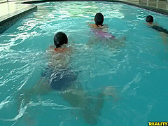 Inner Tube - RealityKings with Tony Tigrao, Suzy Anderson