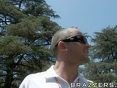 Gridiron Grindin' With Mckenzie Lee, Scott Nails - Brazzers