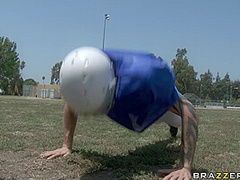 Cheerleader Distraction With Crissy James, Scott Nails - Brazzers