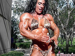 Debbie Bramwell Oil1