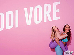 Smashing My Hot Lesbian Roommates With Xander Corvus, Codi Vore, Nolina Nyx - Brazzers