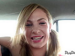 Dahlia Sky And Dana Vespoli: Public Anal Fingering