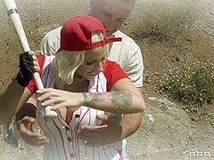 Field Of Reams With Keiran Lee, Lylith Lavey, Kagney Linn Karter - Brazzers