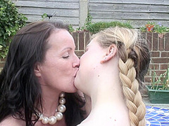 Two Sexy Lesbians Licking Eachothers Pussy Outside - MatureNL