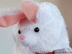 The Great Zz Egg Hunt With Van Wylde, Luna Star - Brazzers