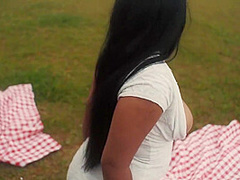 Mi Esposo Me Llevo Al Patio A Un Picnic Y Termino Comiendose Mi Gran Trasero With Sexo Duro