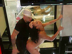 Dunia Montenegro Returns To The Streets - Kink