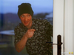 Break & Enter Me With Damon Dice, Zac Wild, Lala Ivey - Brazzers