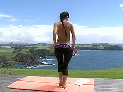 Melissa Mendiny In Yoga Pants Strip