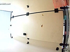 chinese girls go to toilet.566