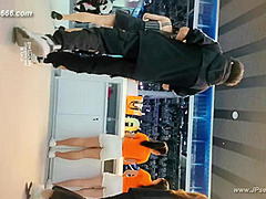 peeping chinese amateur upskirt.246