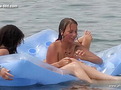 peeping Naturist Beach.43