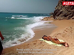 Ebony Teen 18+ Seduced And Fucked At The Beach - Noe Milk And Antonio Ross