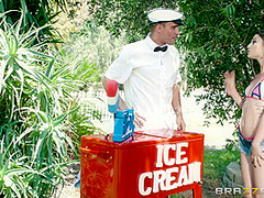 Ice Cream, You Cream With Toni Ribas, Kristen Scott - Brazzers