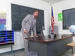 Jill Kassidy POV, Jules Gets Some Road Head. Fuck The Insurance! - Exclusive Scene - JulesJordan