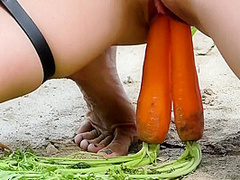 Horny Bunny And Jana Volkova In Her Carrots Hd